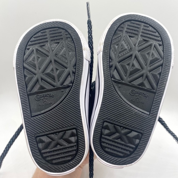 Baby Converse - Picture 4 of 5